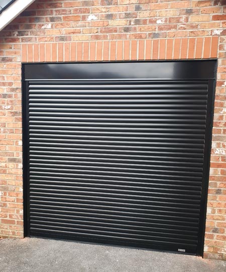 Compact garage door in Agate